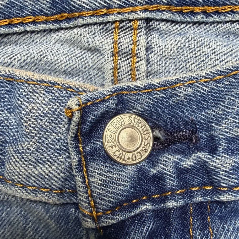 Levis levi’s 405